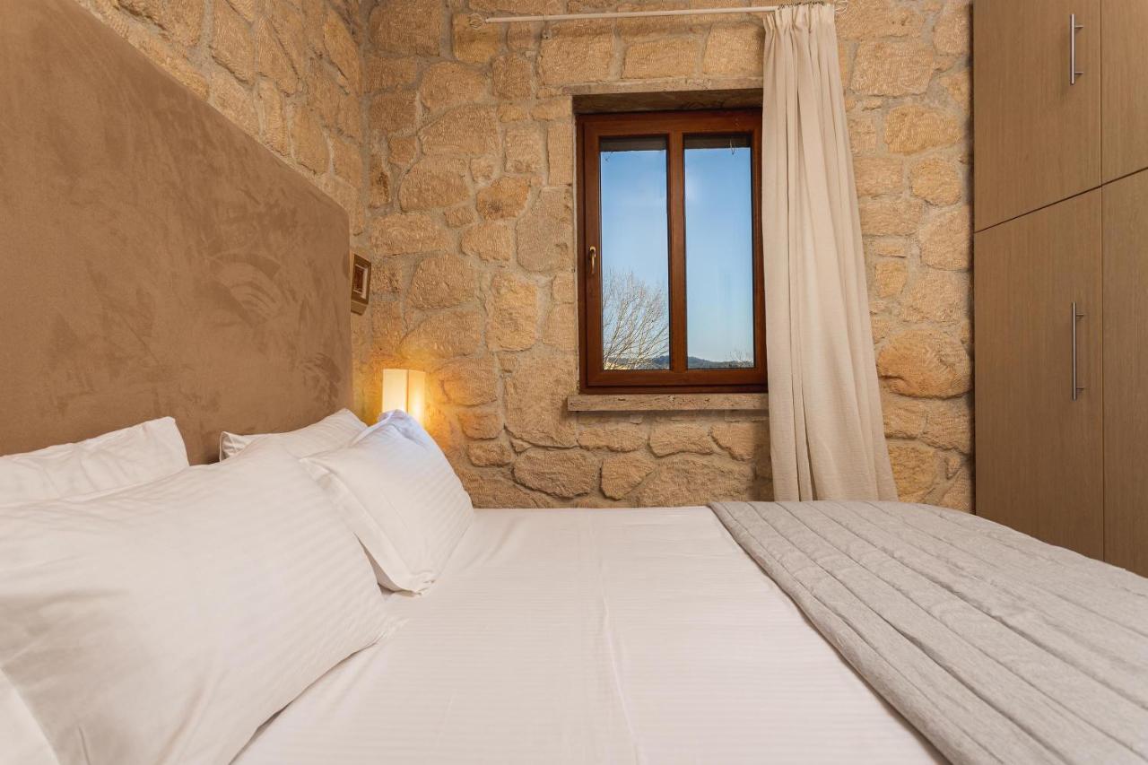 Pure White Suite Elani Siviri Bagian luar foto